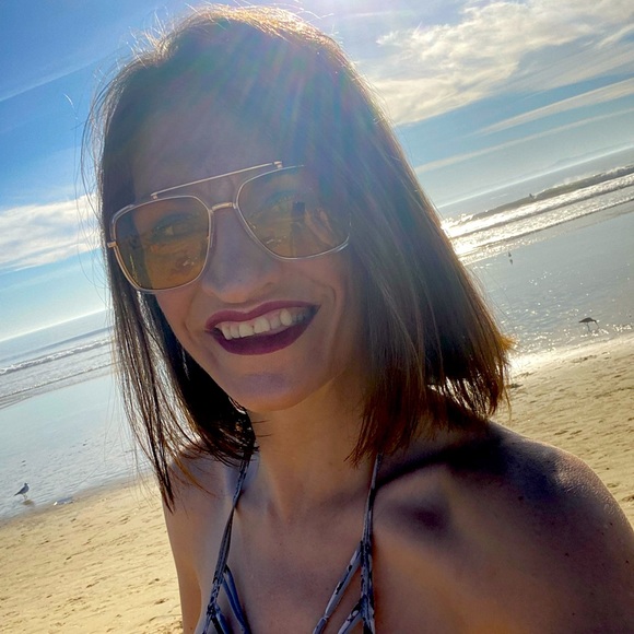 Meet your Posher, Marianne - Picture 1 of 2